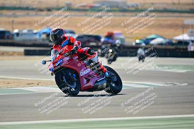 media/Oct-25-2025-2WTD (Sat) [[1e4a1f2fa2]]/C Group/Session 2 (Chicane 1 and Turn 5)/